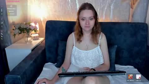 Snapshot of bella_ramsi chatting on 07.14.26 Linda Bella online show from 07.14.26