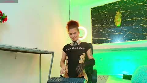     online show from 11.25.25