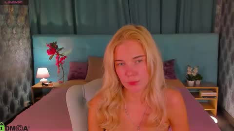 Bella online show from 09.22.25