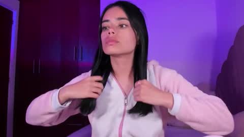 Valeria Model Independent online show from 11.01.25