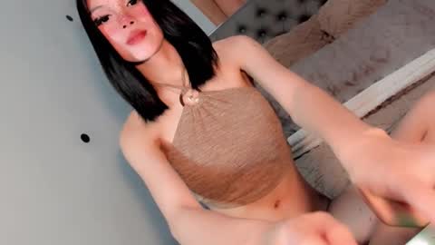 Bella online show from 10.29.25