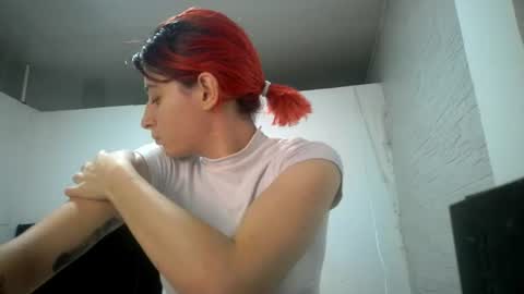 Snapshot of bella_thorne1999 chatting on 07.07.26 bella_thorne1999 online show from 07.07.26