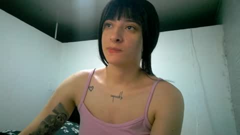 Snapshot of bella_thorne1999 chatting on 08.09.26 bella_thorne1999 online show from 08.09.26