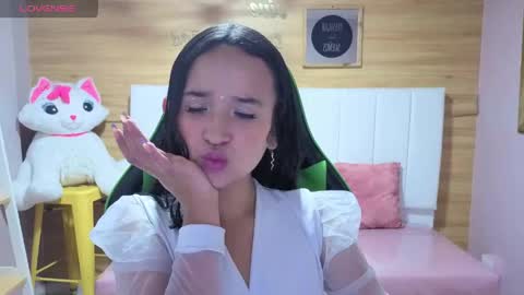 Bella online show from 04.20.26