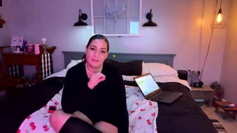 Roxy Rain online show from 02.20.25