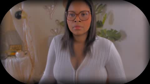 Bellah Blakes-Sarah Scrumptious Lee online show from 03.10.25