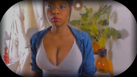 Bellah Blakes-Sarah Scrumptious Lee online show from 09.23.25