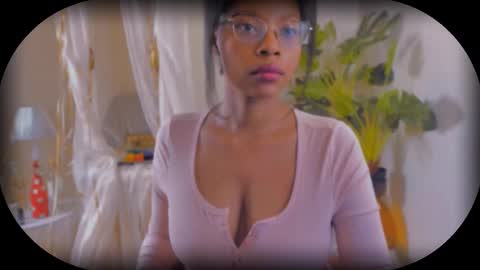 Bellah Blakes-Sarah Scrumptious Lee online show from 11.12.25