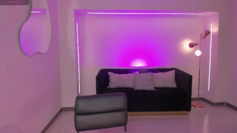  Bella C  online show from 11.22.25