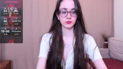 Snapshot of bellacatlovesmeat chatting on 11.02.25 BellaCatLovesMeat online show from 11.02.25