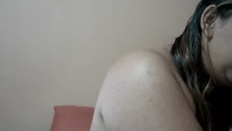 bellachow10 online show from 09.18.25
