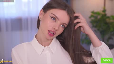 Snapshot of bellacle chatting on 10.04.25 Bella I took a vacation and Ill be back on December 18th So dont lose me To keep in touch I have a TG - you can find below online show from 10.04.25