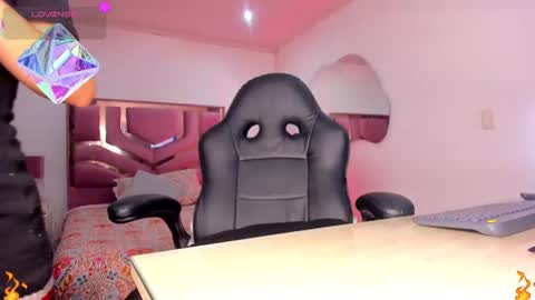 Snapshot of belladiamond18 chatting on 09.16.25 TELL ME GODDESS NEXT Transmission 01122024 9PM TO 4AMColombian hour THANKS Follow me online show from 09.16.25