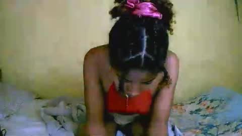 Snapshot of bellaena chatting on 10.07.25 bellaena online show from 10.07.25