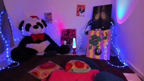 Bella online show from 01.14.25
