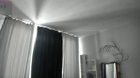 Snapshot of bellahellcat chatting on 02.05.26 Bella online show from 02.05.26