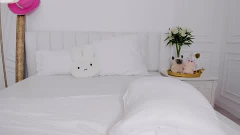 Bella online show from 04.09.26