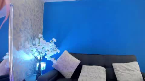 Snapshot of bellamariex chatting on 06.19.26 Bella Marie online show from 06.19.26
