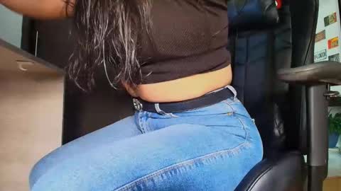 Snapshot of bellangel_ chatting on 02.23.26 Camille online show from 02.23.26