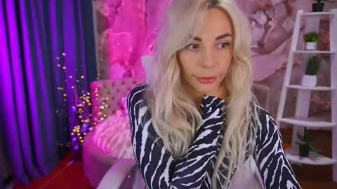 Bella online show from 11.02.25