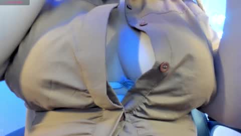  Bella Rose  online show from 12.15.25