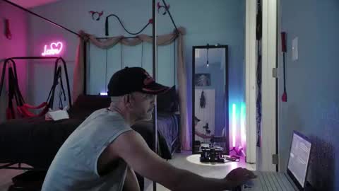 Bellaskeykeeper online show from 04.19.26