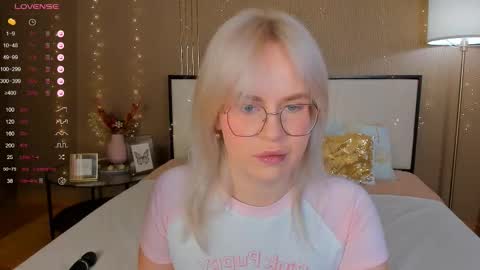 Bella online show from 11.29.25