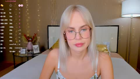 Bella online show from 03.24.26