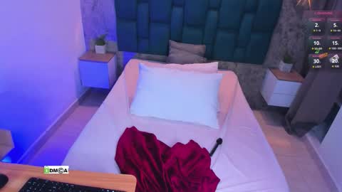 Bella Velvet online show from 11.13.25