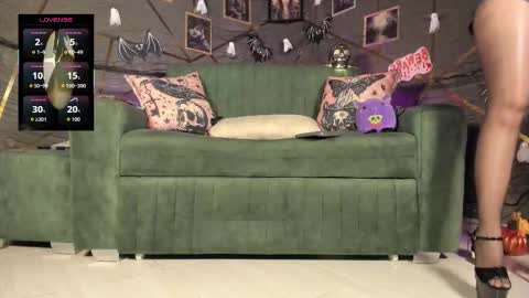  Isabella  Independent model online show from 10.08.25