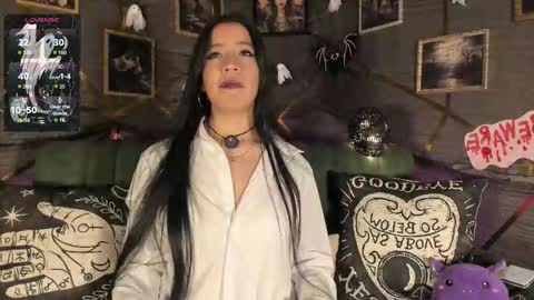  Isabella  Independent model online show from 10.24.25