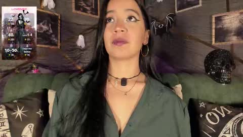  Isabella  Independent model online show from 10.30.25