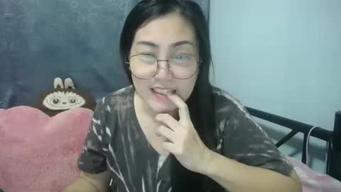 Bella online show from 11.05.25