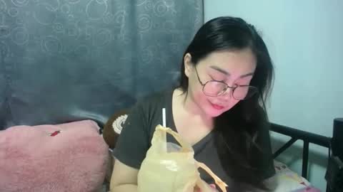 Bella online show from 11.18.25