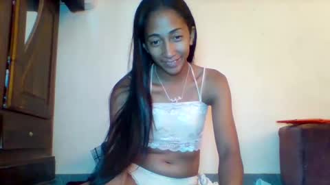 Snapshot of belle_annah chatting on 04.15.26 belle_annah online show from 04.15.26