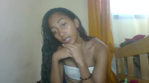 Snapshot of belle_annah chatting on 04.23.26 belle_annah online show from 04.23.26