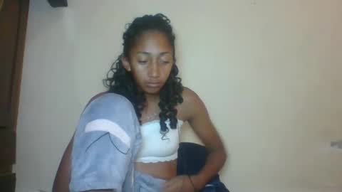 Snapshot of belle_annah chatting on 05.12.26 belle_annah online show from 05.12.26