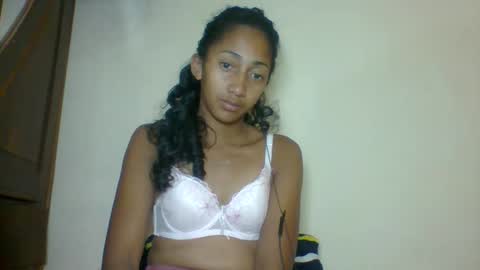 Snapshot of belle_annah chatting on 05.16.26 belle_annah online show from 05.16.26