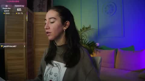 Snapshot of belle_via chatting on 10.22.25 Bella online show from 10.22.25