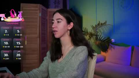 Snapshot of belle_via chatting on 10.24.25 Bella online show from 10.24.25