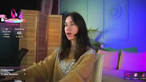 Snapshot of belle_via chatting on 10.30.25 Bella online show from 10.30.25