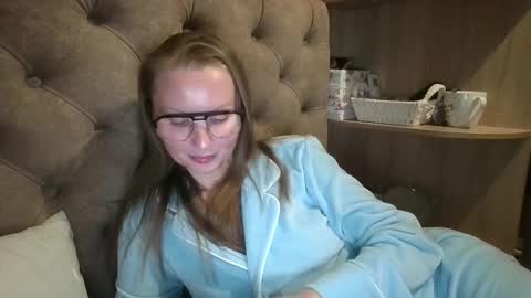 Amelia online show from 10.16.25