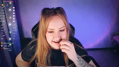 Snapshot of bellezza_ chatting on 09.28.25 Your Annabelle Wolf online show from 09.28.25