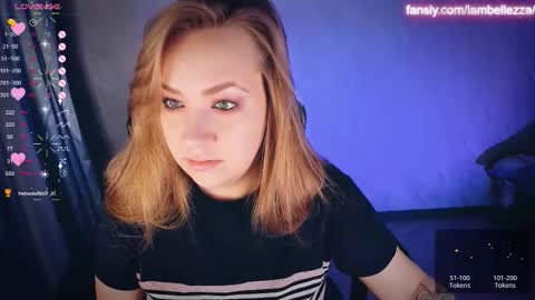 Snapshot of bellezza_ chatting on 11.08.25 Your Annabelle Wolf online show from 11.08.25