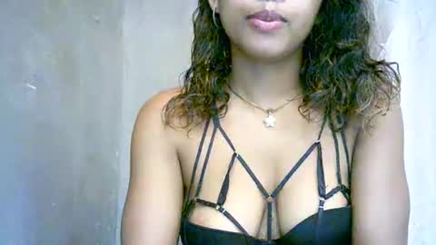 Snapshot of bellibellah chatting on 02.23.26 BelliBellah online show from 02.23.26