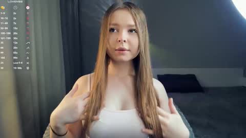 Bella online show from 10.05.25