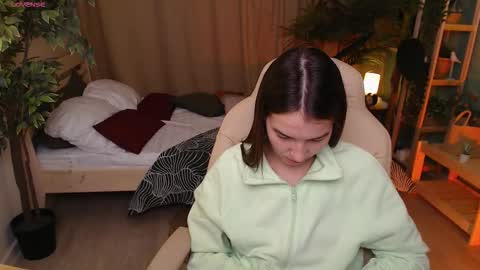 Bella online show from 11.20.25