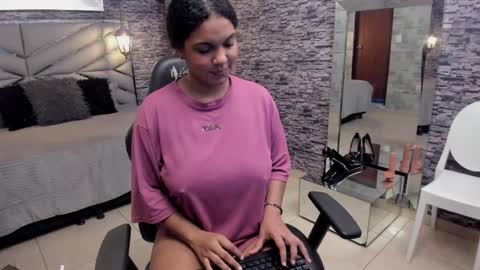 Belly online show from 12.01.25