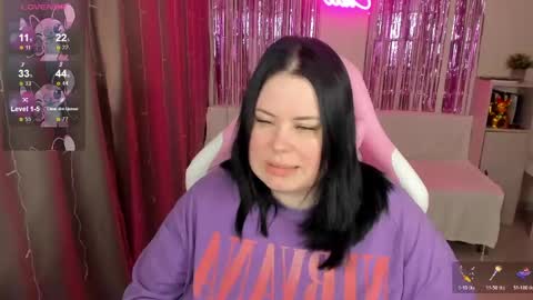 LinaBoo online show from 04.22.26