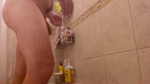 Snapshot of bellydancer69 chatting on 10.27.25 bellydancer69 online show from 10.27.25